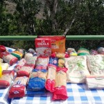 Alimentos para Cáritas de los participantes en la I Carrera Santa Rosa de Lima- 24-08-13