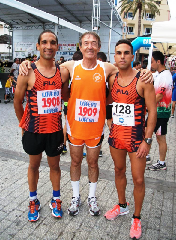 Atletas del C.E.A. Almogrote en la II Media Maratón y los 10 Km. en la Gomera el día 12-10-2013 -