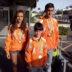 Los tres galardonados con sus medallas Anhara, Sergio y Aitami, en el IV Campeonato de Canarias de Menores el 28 -06-2014 en Fuerteventura